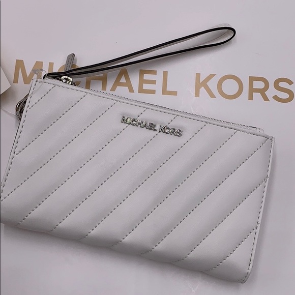 MICHAEL KORS PEYTON LG DOUBLE ZIP WRISTLET - Picture 6 of 16